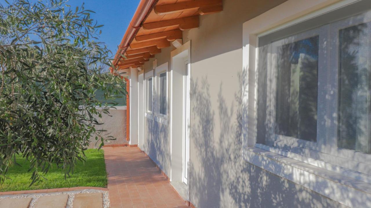 Spitakia-Cozy & Comfy Apartments 10Minutes From The Airport Artemida  Exterior photo