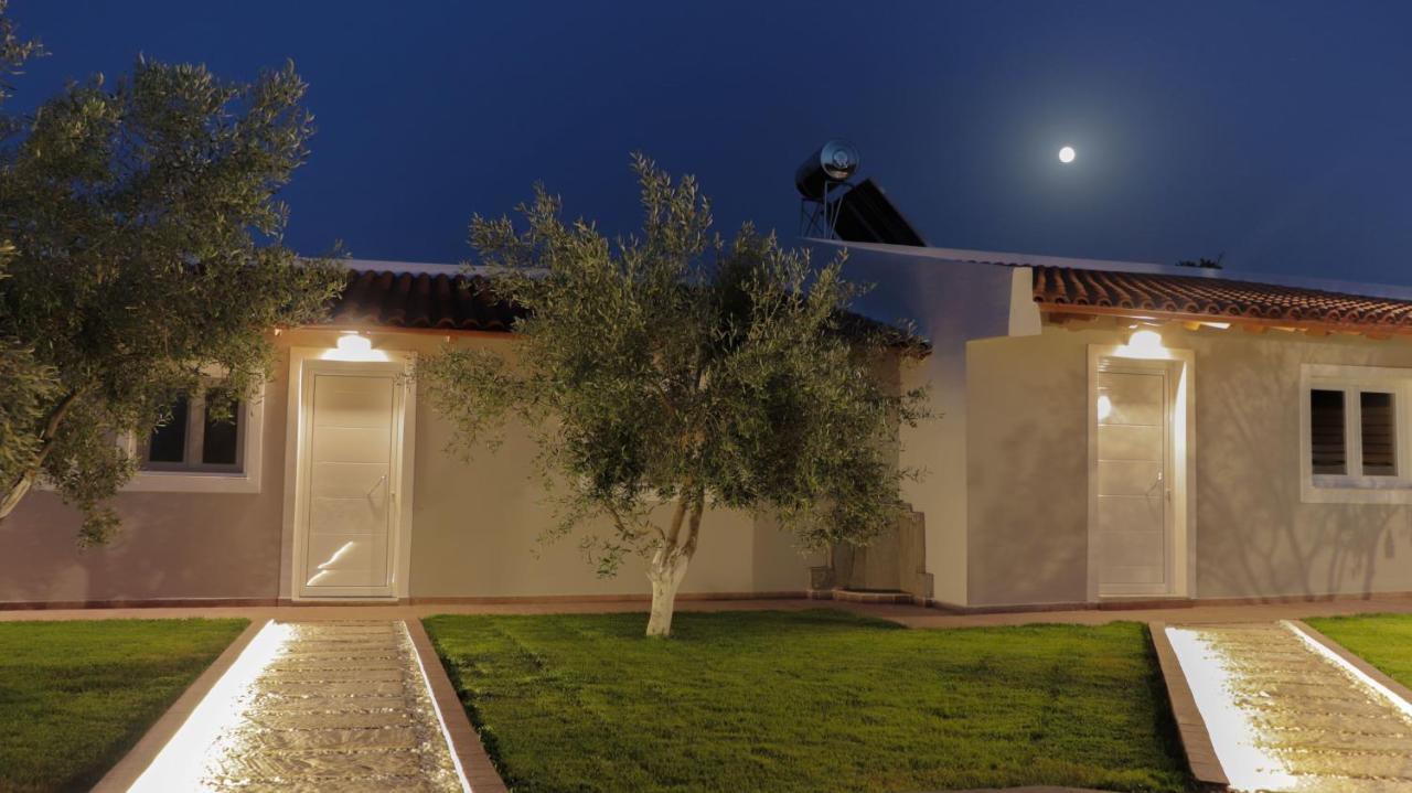 Spitakia-Cozy & Comfy Apartments 10Minutes From The Airport Artemida  Exterior photo